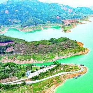 江河之上吃瓜,夏日消暑美食之旅  第1张